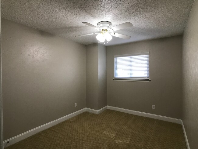 Building Photo - Grapevine Texas Condo for rent