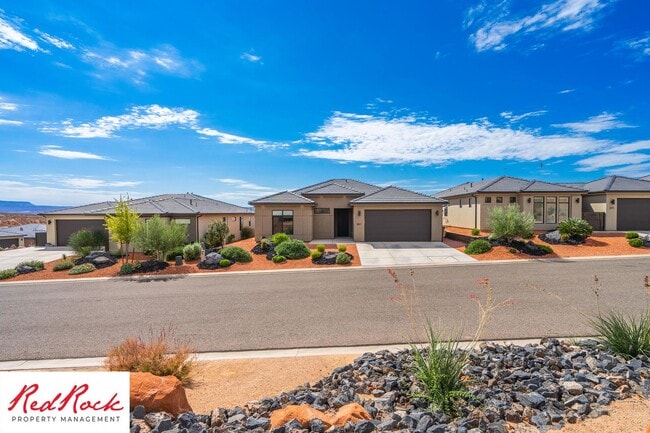 Building Photo - Modern 3 Bedroom Single-Level Home in Vill...