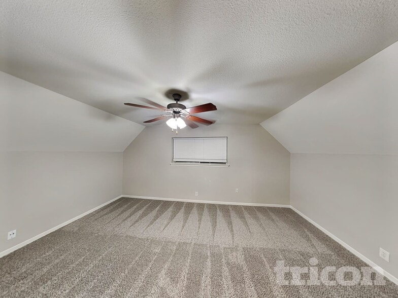 Building Photo - 1133 Norwood Dr