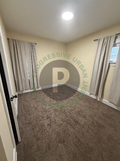 Building Photo - 4427 W 49th St
