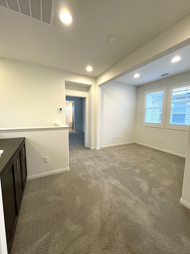 Building Photo - 179 Stage Trail Rd.