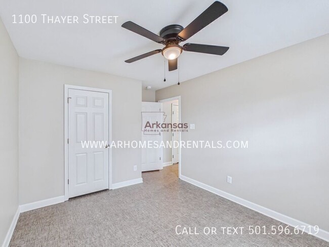 Building Photo - 1100 Thayer St