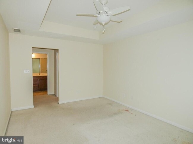 Building Photo - 2105 Lexington Mews