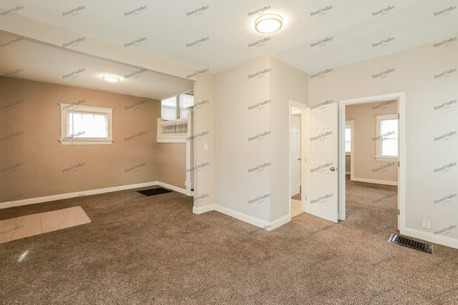 Building Photo - 3803 Wayne Ave