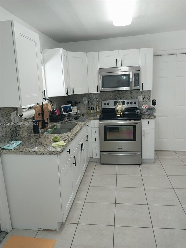 Building Photo - 2034 NW 93rd St