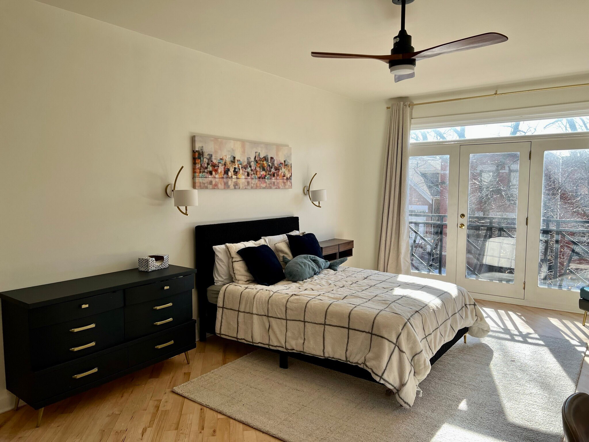 Building Photo - 2212 W Huron St