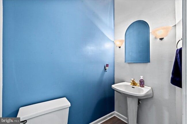 Building Photo - 506 Ben Neuis Pl