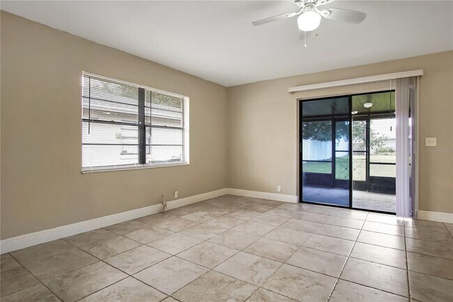 Building Photo - 5607 Struthers Ct