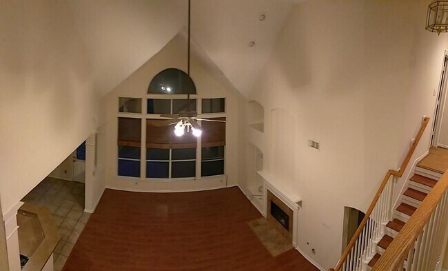 Building Photo - 903 Spring Mist Ct