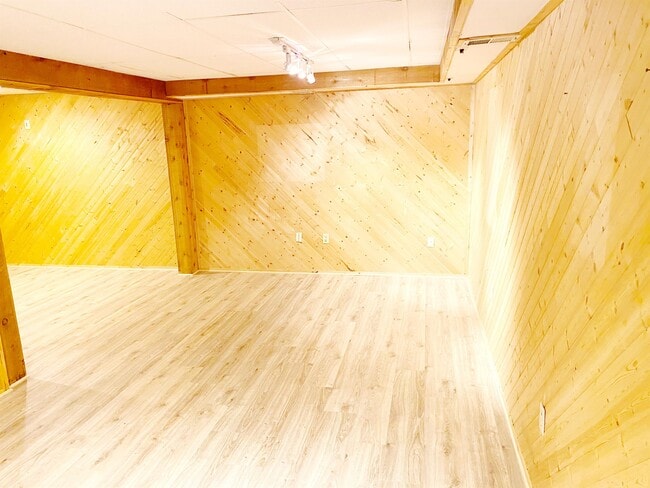 Building Photo - 1300 Landmark Trail S