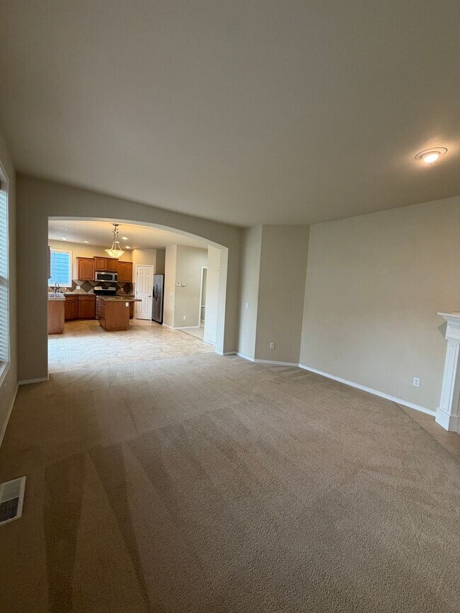 Building Photo - 7125 Axis St SE