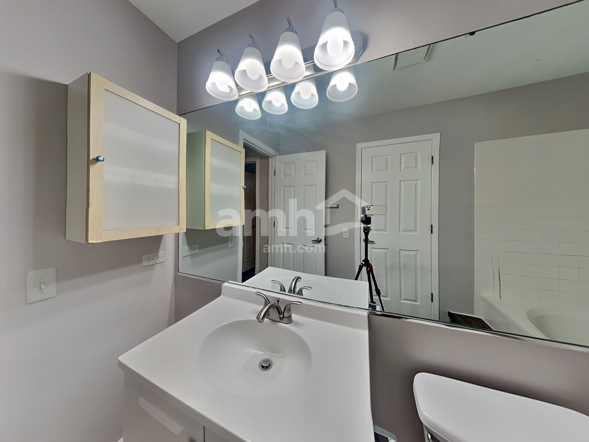 Building Photo - 205 Port Royal Cir