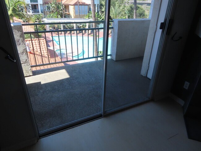 Building Photo - Two Bedroom Condo in the Heart of Mission Valley