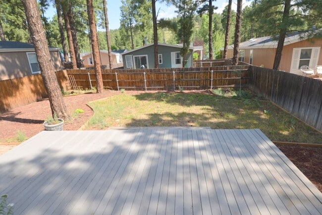 Building Photo - Charming 3BR/2BA Home with Spacious Backyard – Available June 1st!
