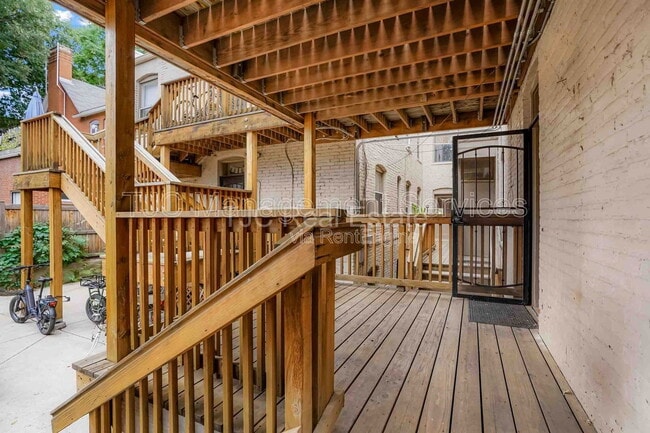 Building Photo - 2316 E 12th Ave