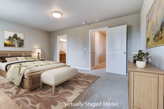 Building Photo - $1000 Off 2nd Full Months rent oac! Beauti...
