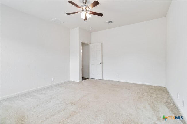 Building Photo - 421 Capistrano Dr