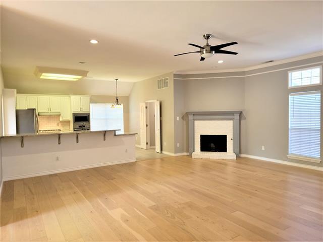 Building Photo - 7221 Valley Bend Way