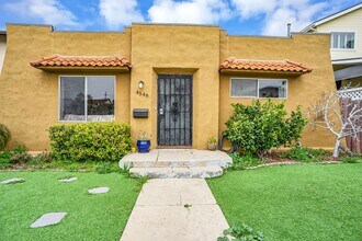 Building Photo - Adorable cottage in Ocean Beach!