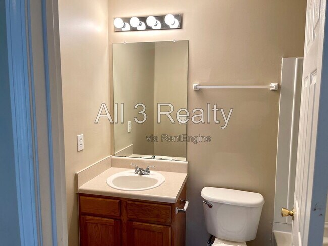 Building Photo - 3022 Waldrop Cir