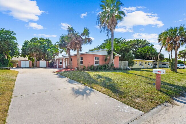 Building Photo - 327 Lee Ave