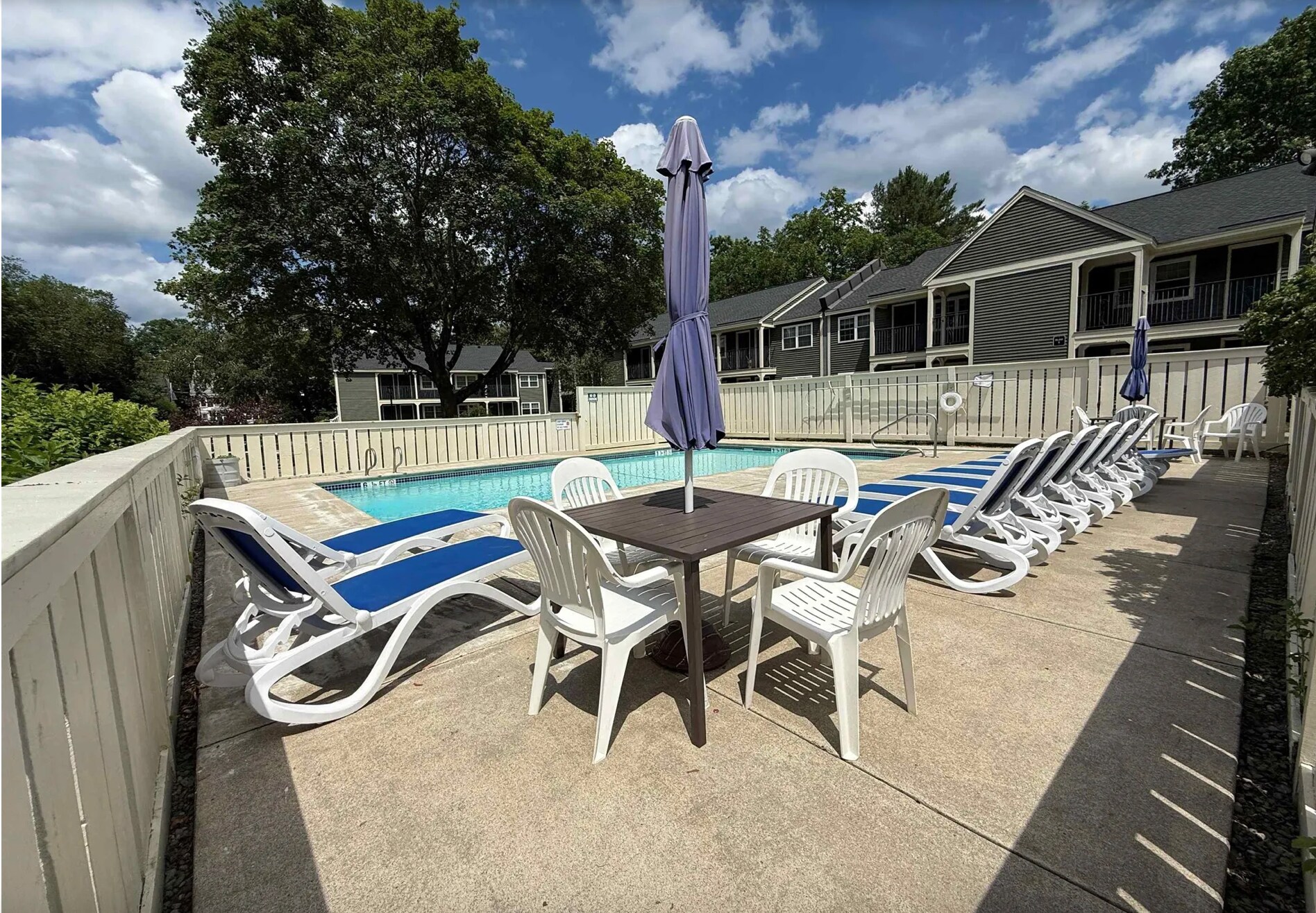 Building Photo - 93 Henry Law Ave