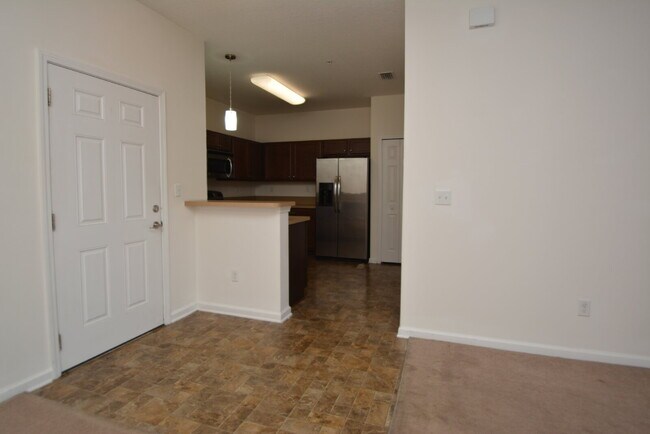 Building Photo - "Charming 3-Bedroom Condo Haven in St. Aug...