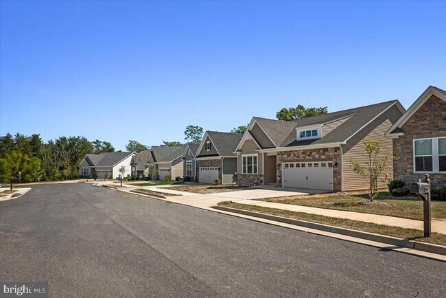 Building Photo - 105 Amberfield Ct
