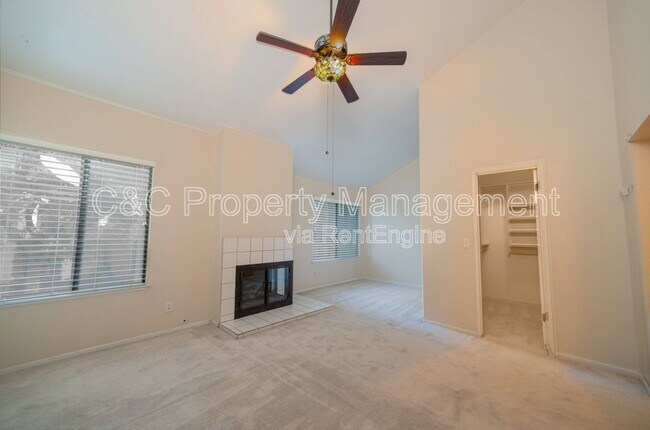 Building Photo - 2890 E Huntington Blvd