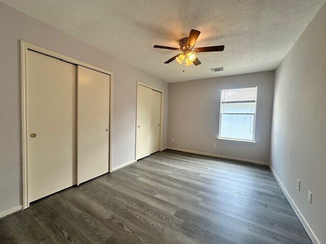 Building Photo - 9611 Territory Ln