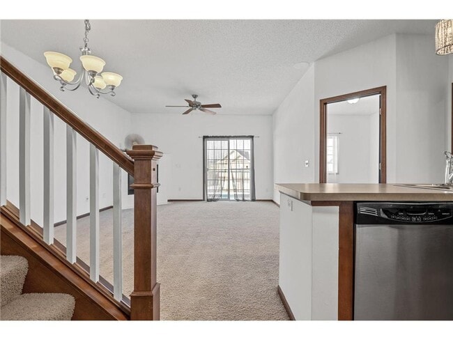 Building Photo - Awesome otesgo property for lease, 3 beds 2 baths, updates through-out!