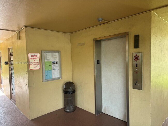 Building Photo - 6050 NW 64th Ave