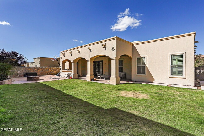 Building Photo - 13452 Emerald Falls Dr
