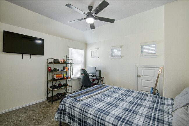 Building Photo - 5312 Latigo Ct