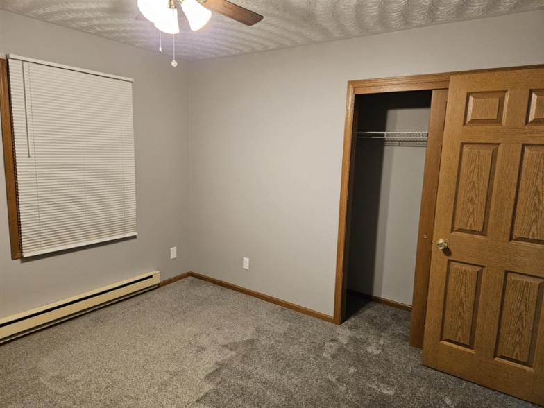 Building Photo - 1133 N North St