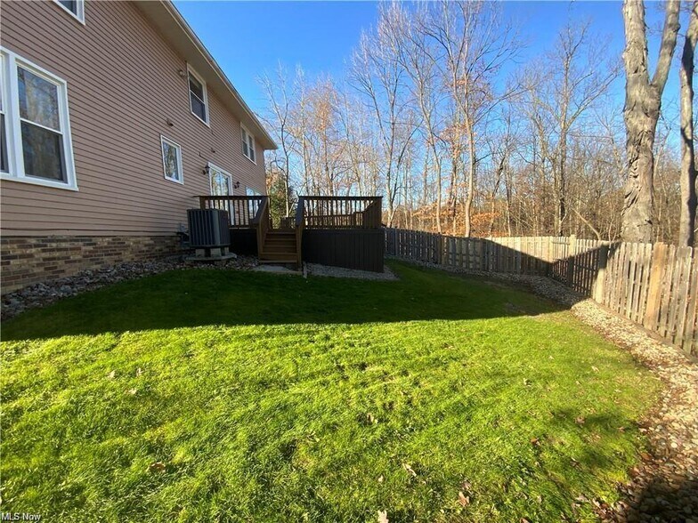 Building Photo - 37445 Fawn Path Dr