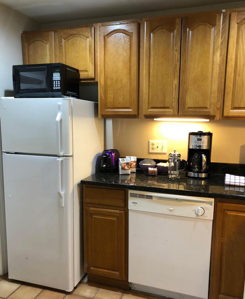 Building Photo - 423 Shawmut Ave