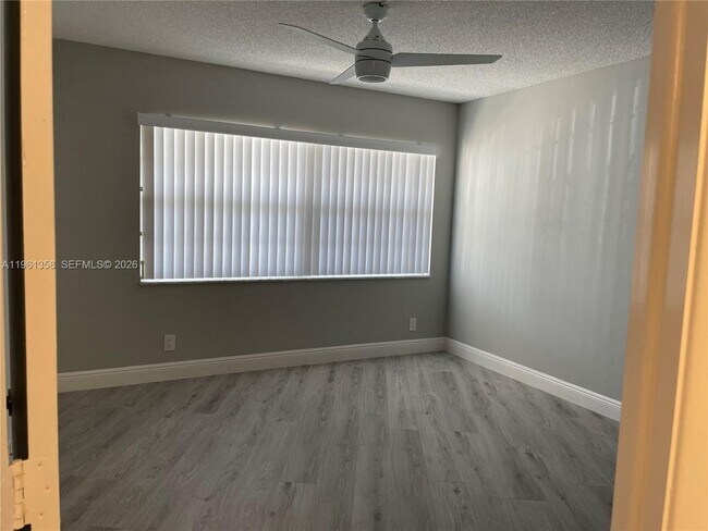 Building Photo - 805 Cypress Blvd