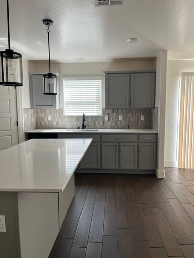 Building Photo - 6520 Acton Ct