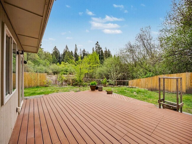 Building Photo - Spacious 4-Bedroom Lacey Home with A/C, Basement Bonus Space & Wetlands Privacy