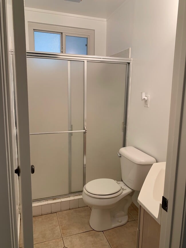 Building Photo - 16748 San Fernando Mission Blvd