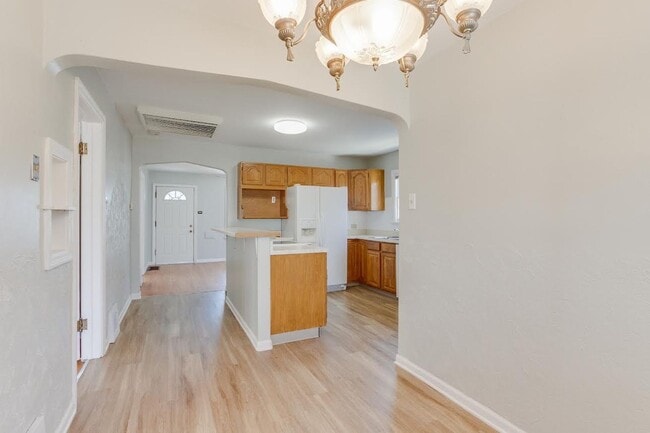 Building Photo - 3703 S Sherman St