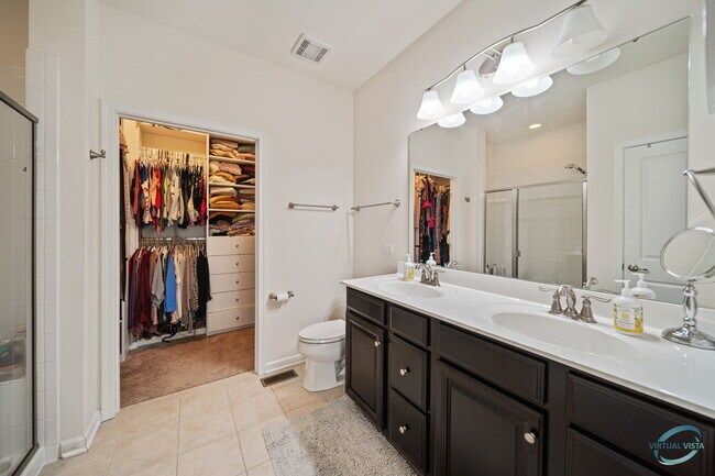 Building Photo - 12908 White Pine Way