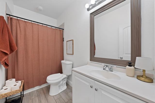 Building Photo - 3015 Columbus Ave