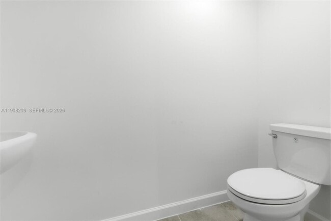 Building Photo - 2705 SE 25th Ave