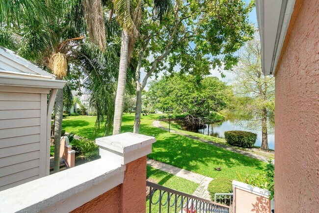 Building Photo - 1165 Crystal Way