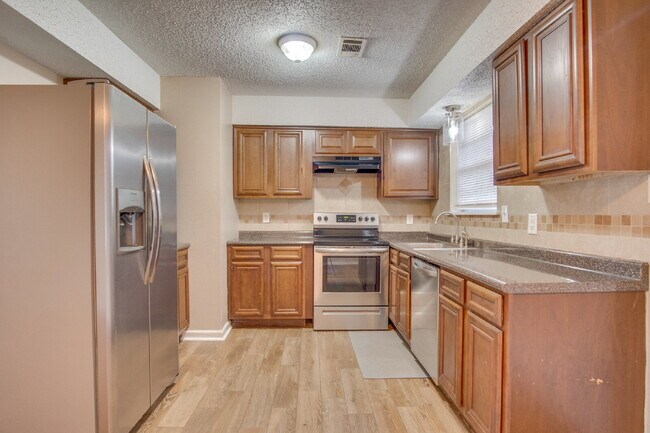 Building Photo - Updated Southwest Pensacola 3BR Home Near NAS Pensacola with Garage & Fenced Backyard