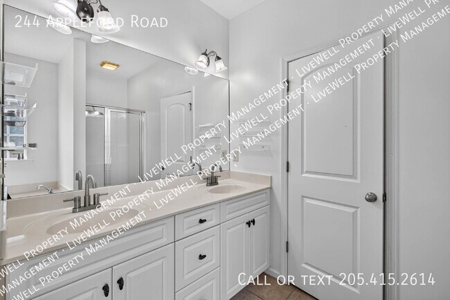 Building Photo - 244 Appleford Rd
