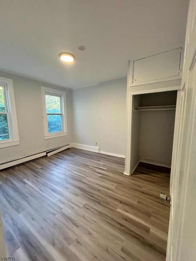 Building Photo - 170 Claremont Ave