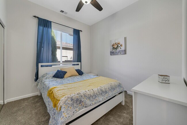 Building Photo - 10577 Eagle Falls Way